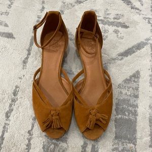 Madewell tassel mini wedge peep toe sandal sz 9